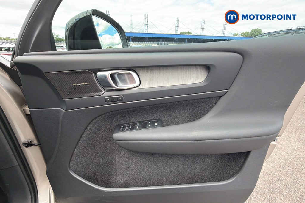 Volvo Xc40 Ultimate Automatic Petrol SUV - Stock Number (1656064) - 19th supplementary image