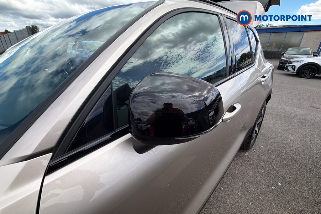 Volvo Xc40 Ultimate Automatic Petrol SUV - Stock Number (1656064) - 43rd supplementary image
