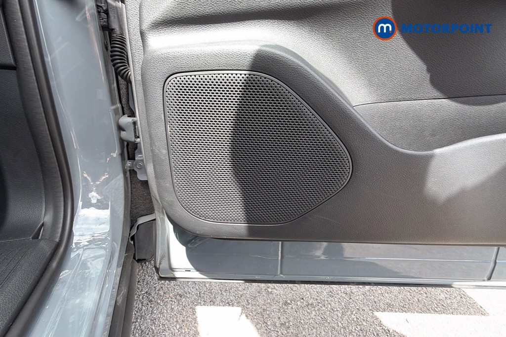 Nissan Qashqai N-Connecta Automatic Petrol-Electric Hybrid SUV - Stock Number (1656093) - 21st supplementary image