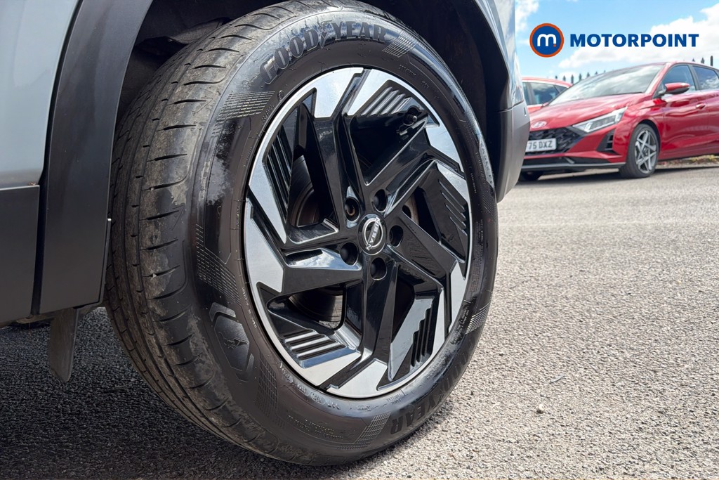 Nissan Qashqai N-Connecta Automatic Petrol-Electric Hybrid SUV - Stock Number (1656093) - 48th supplementary image