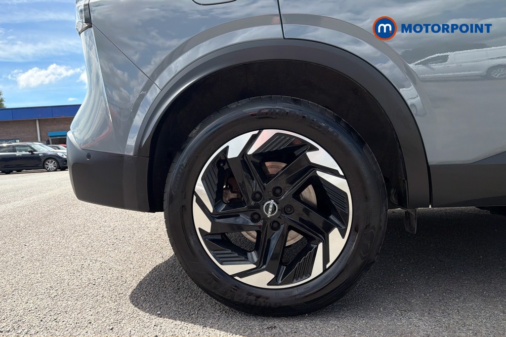 Nissan Qashqai N-Connecta Automatic Petrol-Electric Hybrid SUV - Stock Number (1656093) - 49th supplementary image
