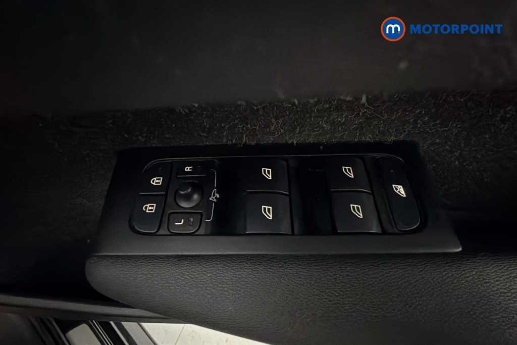 Volvo Xc40 R Design Automatic Petrol SUV - Stock Number (1656098) - 20th supplementary image