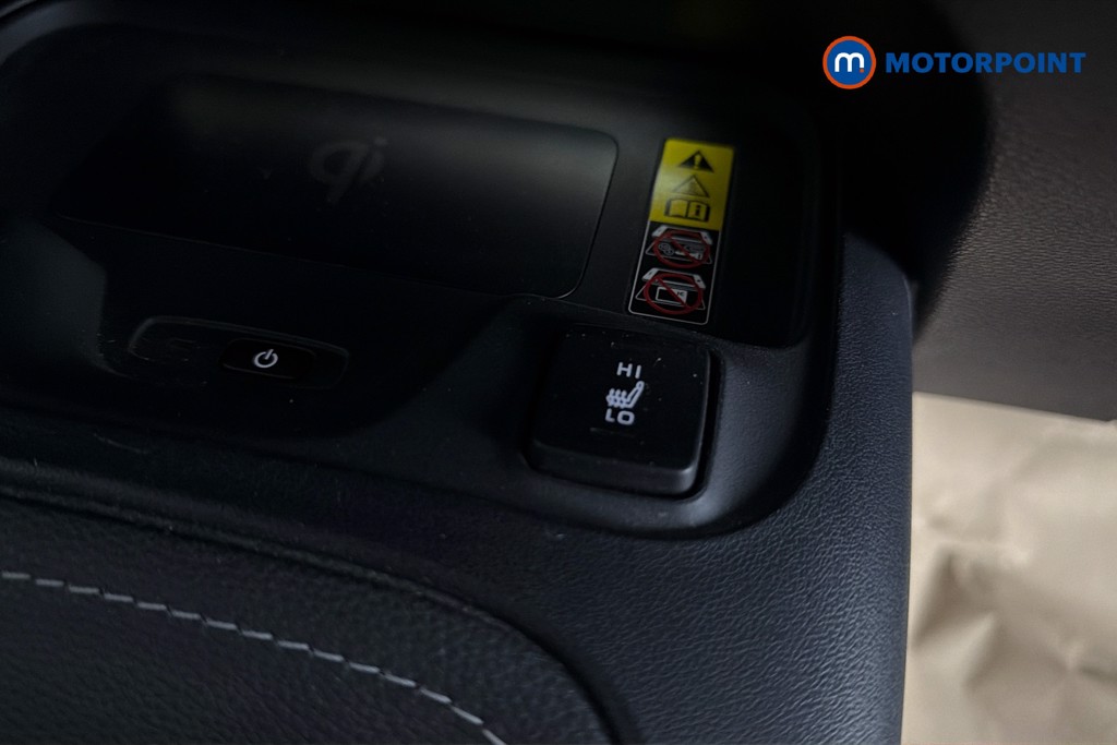 Toyota Corolla Excel Automatic Petrol-Electric Hybrid Estate - Stock Number (1656119) - 14th supplementary image