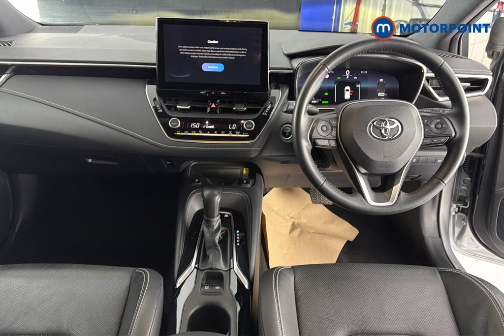 Toyota Corolla Excel Automatic Petrol-Electric Hybrid Estate - Stock Number (1656119) - 1st supplementary image