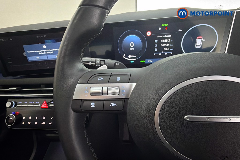 Hyundai Tucson Ultimate Automatic Petrol-Electric Hybrid SUV - Stock Number (1656135) - 3rd supplementary image