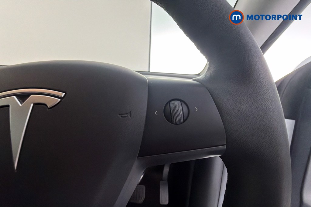 Tesla Model Y Rwd 5Dr Auto Automatic Electric SUV - Stock Number (1656136) - 4th supplementary image