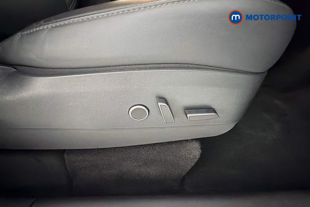 Tesla Model Y Rwd 5Dr Auto Automatic Electric SUV - Stock Number (1656136) - 25th supplementary image