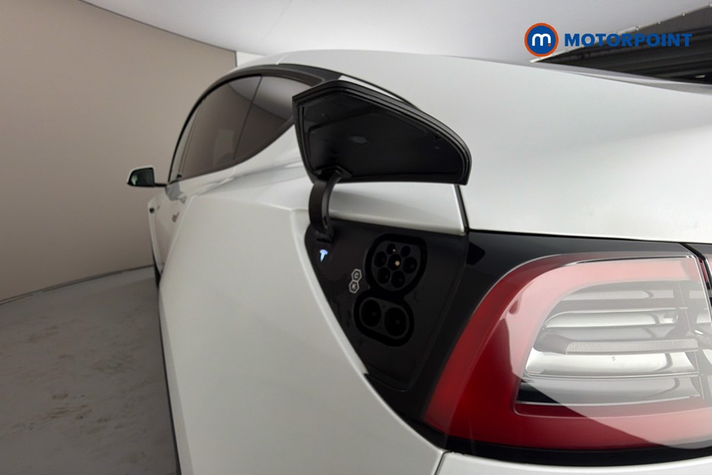 Tesla Model Y Rwd 5Dr Auto Automatic Electric SUV - Stock Number (1656136) - 41st supplementary image