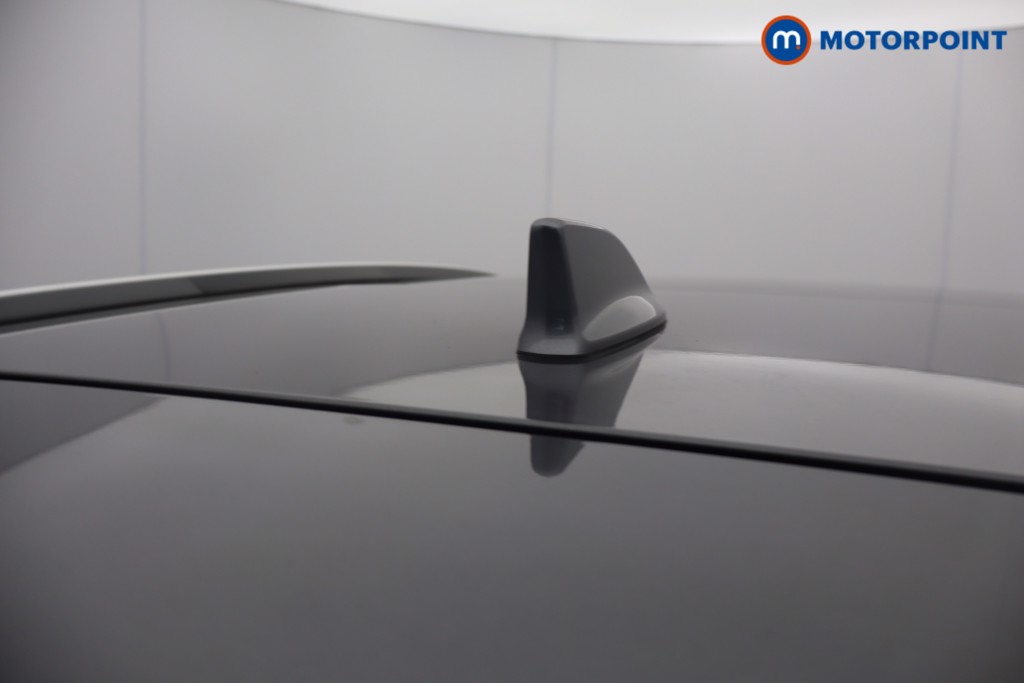 Nissan Qashqai N-Connecta Automatic Petrol-Electric Hybrid SUV - Stock Number (1656604) - 4th supplementary image