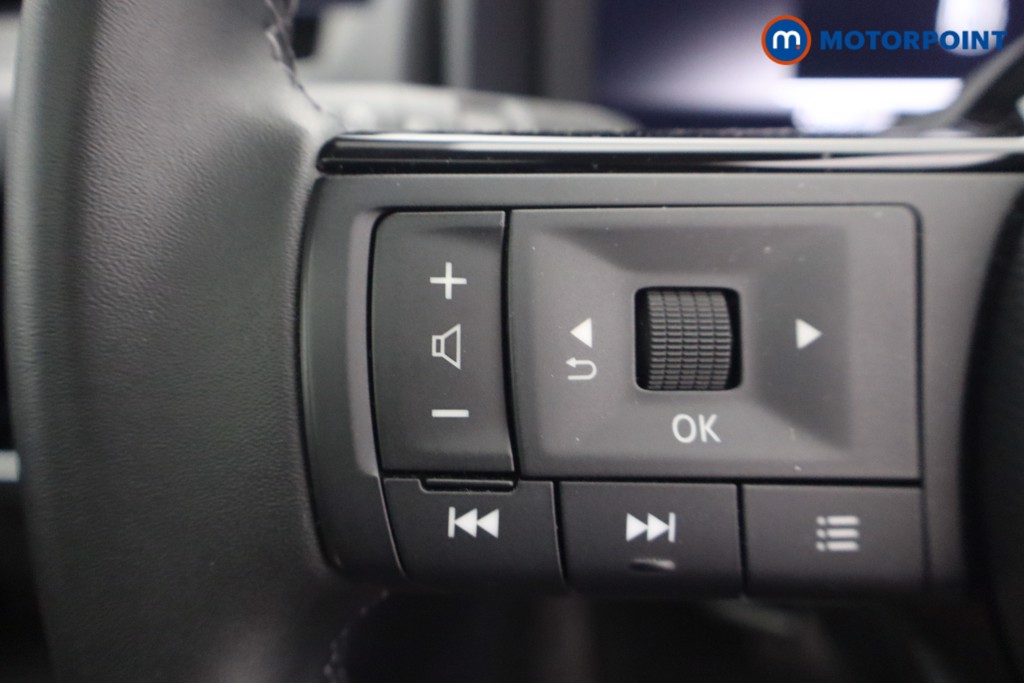 Nissan Qashqai N-Connecta Automatic Petrol-Electric Hybrid SUV - Stock Number (1656604) - 16th supplementary image
