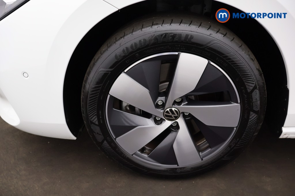 Volkswagen Passat Life Automatic Petrol Plug-In Hybrid Estate - Stock Number (1656633) - 14th supplementary image