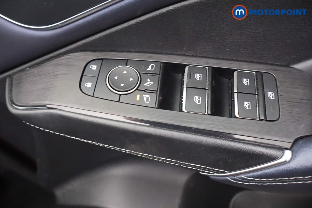 Nissan Qashqai Tekna Automatic Petrol-Electric Hybrid SUV - Stock Number (1656731) - 12th supplementary image
