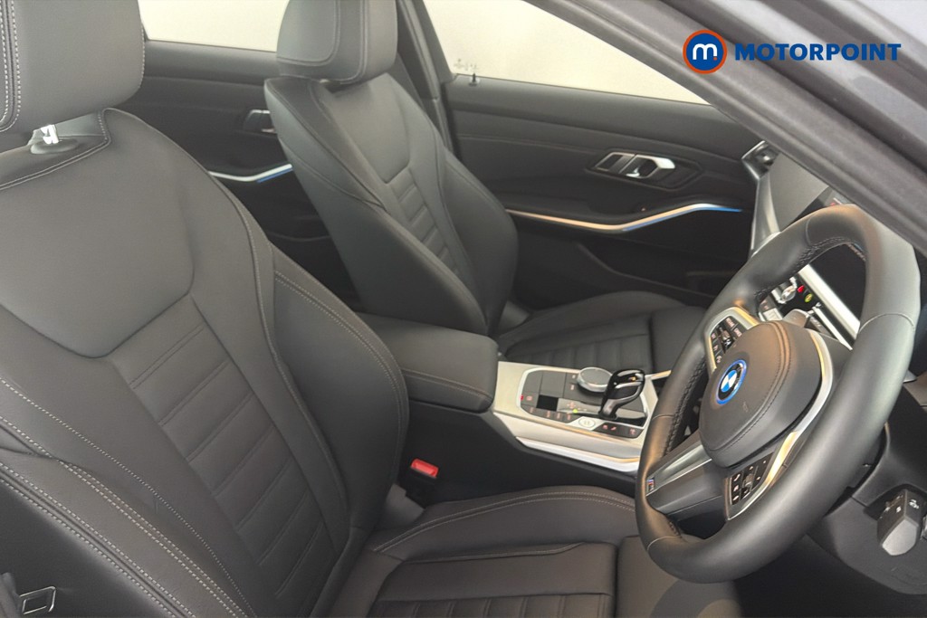 BMW 3 Series M Sport Automatic Petrol Plug-In Hybrid Saloon - Stock Number (1656870) - 22nd supplementary image