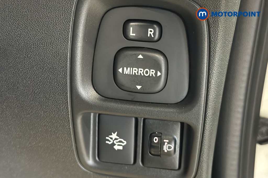 Toyota Aygo X-Trend Manual Petrol Hatchback - Stock Number (1657059) - 996th supplementary image