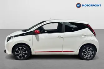 Toyota Aygo X-Trend Manual Petrol Hatchback - Stock Number (1657059) - Drivers side