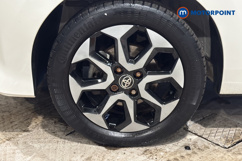 Toyota Aygo X-Trend Manual Petrol Hatchback - Stock Number (1657059) - 44th supplementary image
