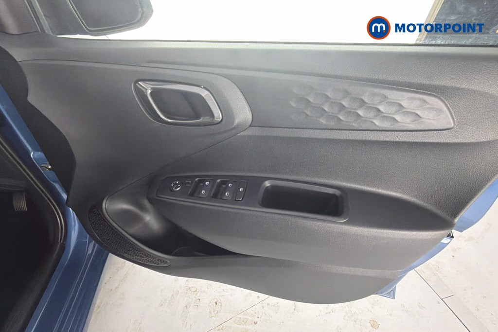 Hyundai I10 Advance Automatic Petrol Hatchback - Stock Number (1657404) - 19th supplementary image
