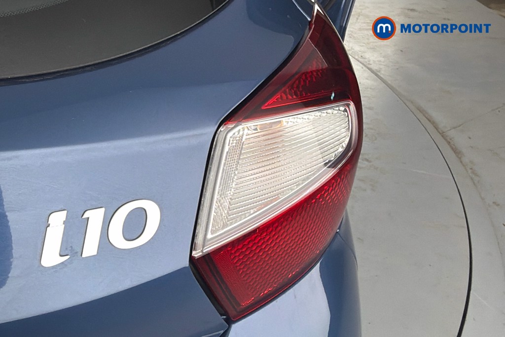 Hyundai I10 Advance Automatic Petrol Hatchback - Stock Number (1657404) - 38th supplementary image