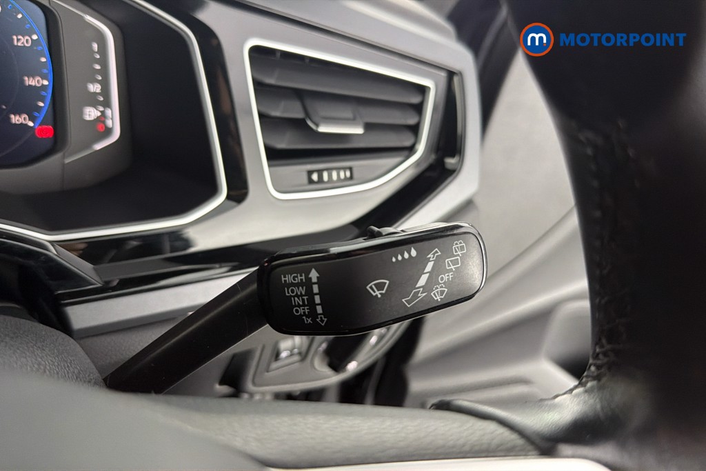 Volkswagen Polo R-Line Manual Petrol Hatchback - Stock Number (1657508) - 7th supplementary image