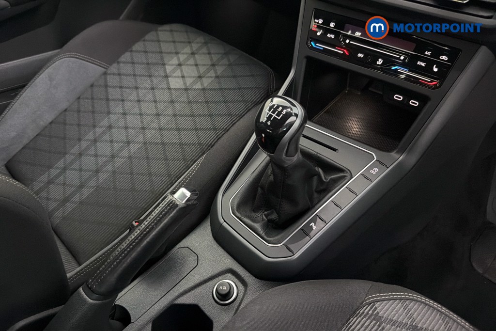 Volkswagen Polo R-Line Manual Petrol Hatchback - Stock Number (1657508) - 15th supplementary image