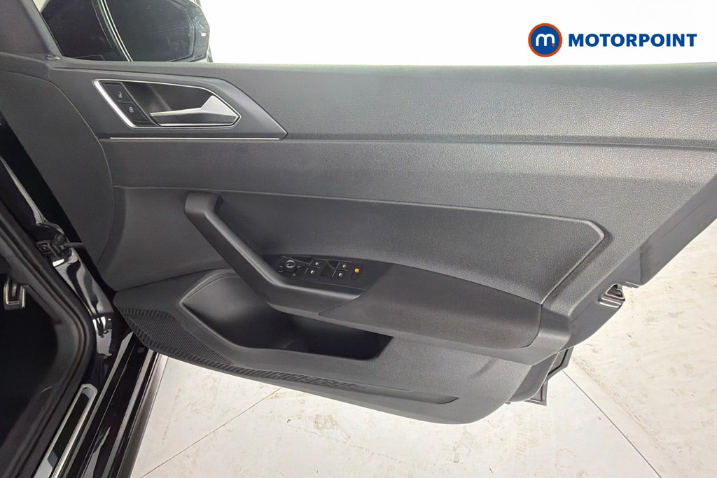 Volkswagen Polo R-Line Manual Petrol Hatchback - Stock Number (1657508) - 19th supplementary image
