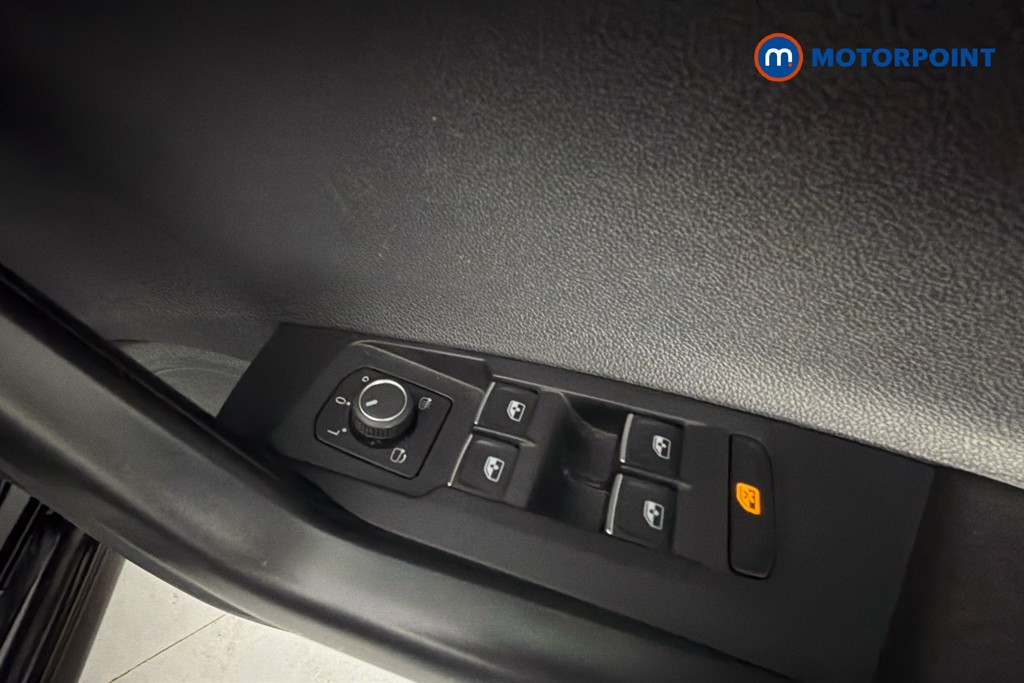 Volkswagen Polo R-Line Manual Petrol Hatchback - Stock Number (1657508) - 20th supplementary image