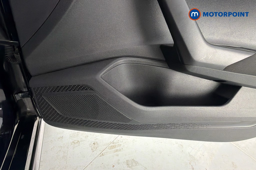 Volkswagen Polo R-Line Manual Petrol Hatchback - Stock Number (1657508) - 21st supplementary image