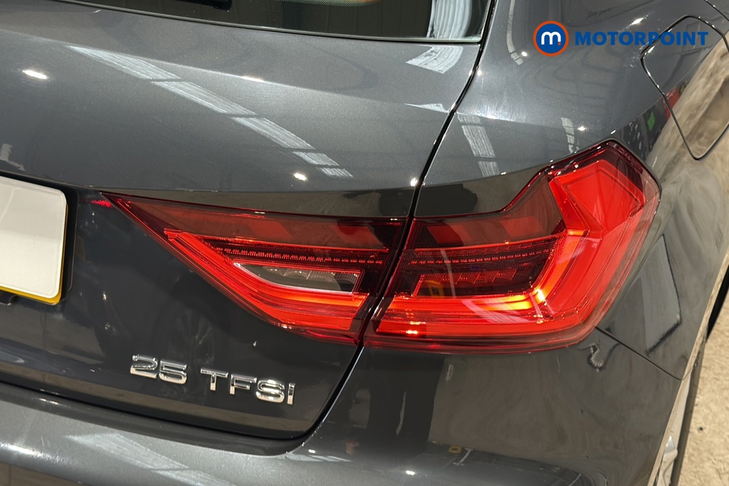 Audi A1 Technik Manual Petrol Hatchback - Stock Number (1657529) - 36th supplementary image