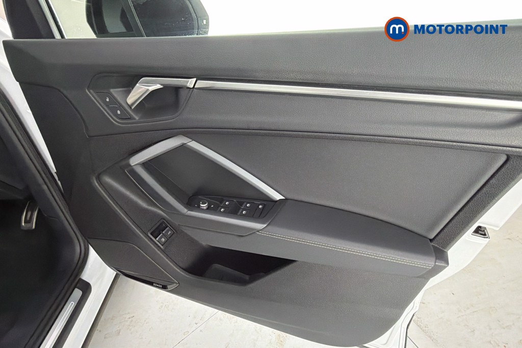 Audi Q3 Vorsprung Automatic Petrol Plug-In Hybrid SUV - Stock Number (1657853) - 19th supplementary image