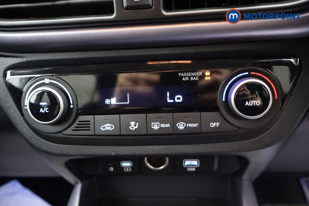 Hyundai I10 Premium Automatic Petrol Hatchback - Stock Number (1657902) - 6th supplementary image
