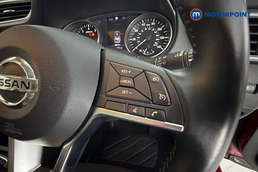 Nissan Qashqai Acenta Premium Manual Petrol SUV - Stock Number (1617538) - 4th supplementary image