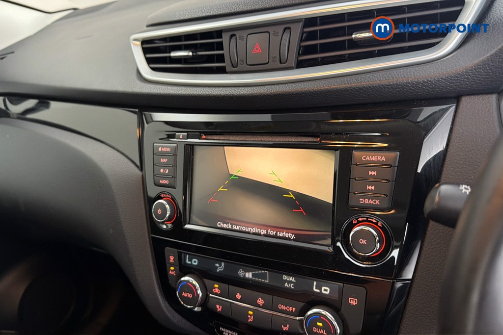 Nissan Qashqai Acenta Premium Manual Petrol SUV - Stock Number (1617538) - 13th supplementary image
