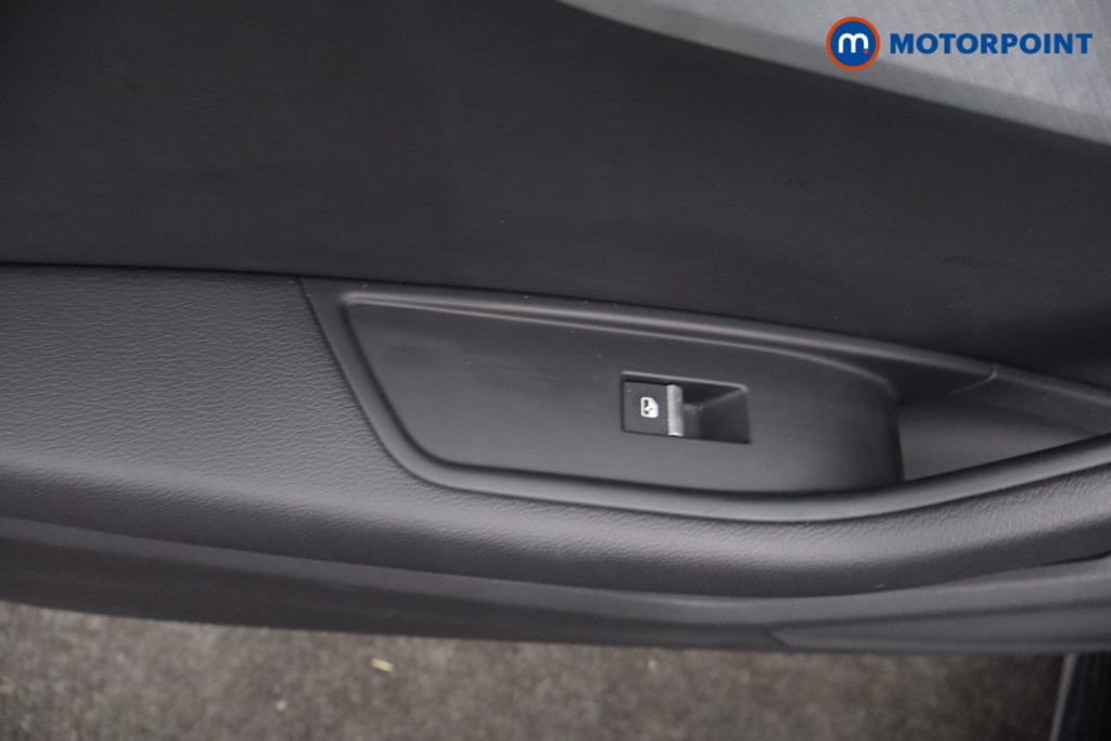 Audi A4 Sport Edition Automatic Petrol Estate - Stock Number (1634423) - 32nd supplementary image