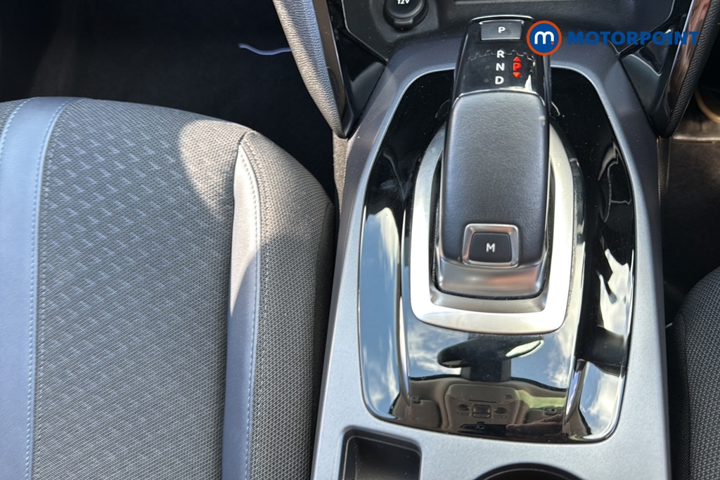 Peugeot 2008 Allure Premium Automatic Petrol SUV - Stock Number (1643299) - 15th supplementary image