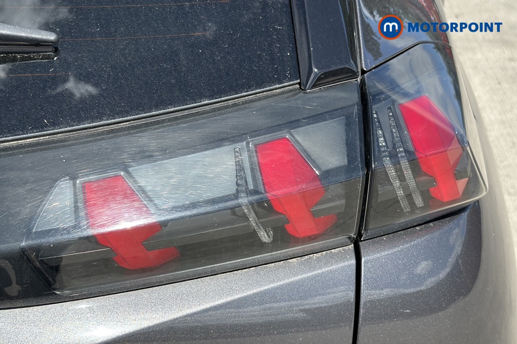 Peugeot 2008 Allure Premium Automatic Petrol SUV - Stock Number (1643299) - 36th supplementary image