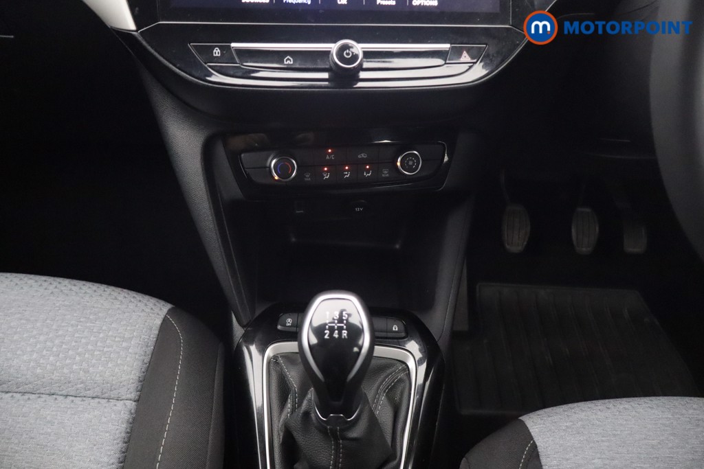 Vauxhall Corsa Design Manual Petrol Hatchback - Stock Number (1644355) - 4th supplementary image