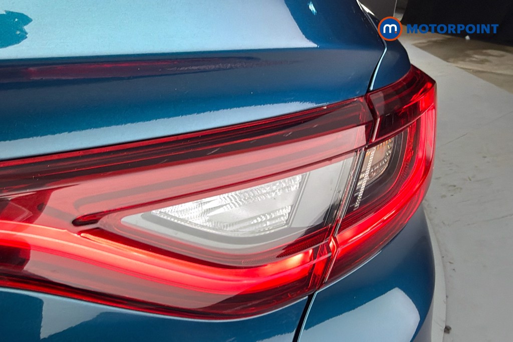 Renault Arkana Engineered Automatic Petrol-Electric Hybrid SUV - Stock Number (1645423) - 38th supplementary image