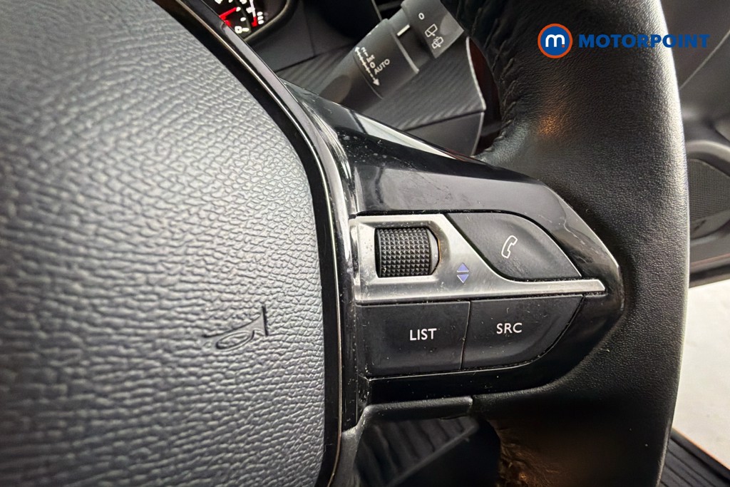 Peugeot 2008 Active Manual Petrol SUV - Stock Number (1647197) - 4th supplementary image