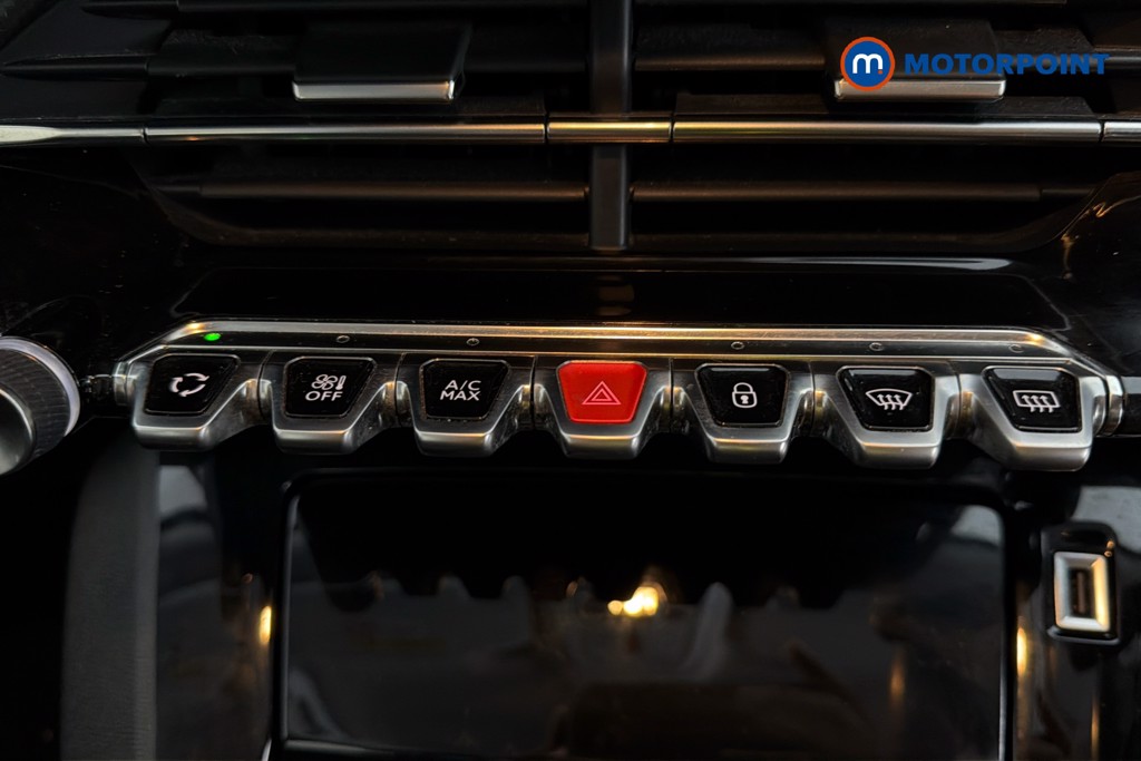 Peugeot 2008 Active Manual Petrol SUV - Stock Number (1647197) - 12th supplementary image