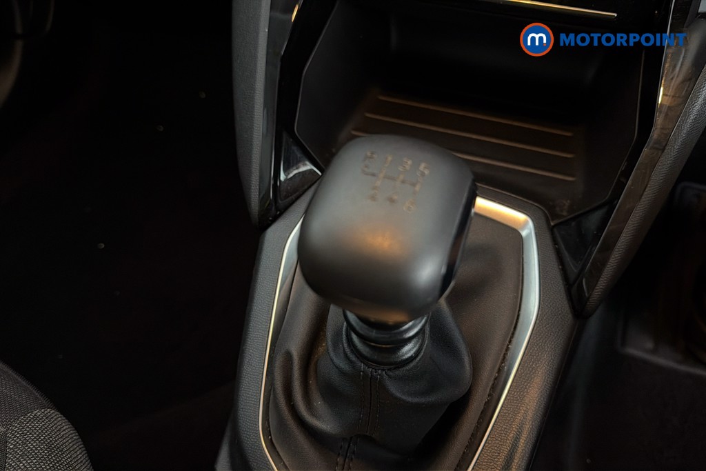 Peugeot 2008 Active Manual Petrol SUV - Stock Number (1647197) - 15th supplementary image