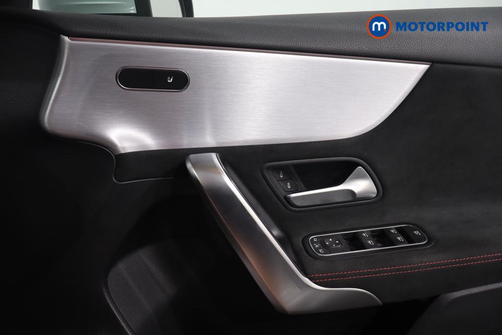 Mercedes-Benz A Class Amg Line Automatic Diesel Hatchback - Stock Number (1647472) - 9th supplementary image