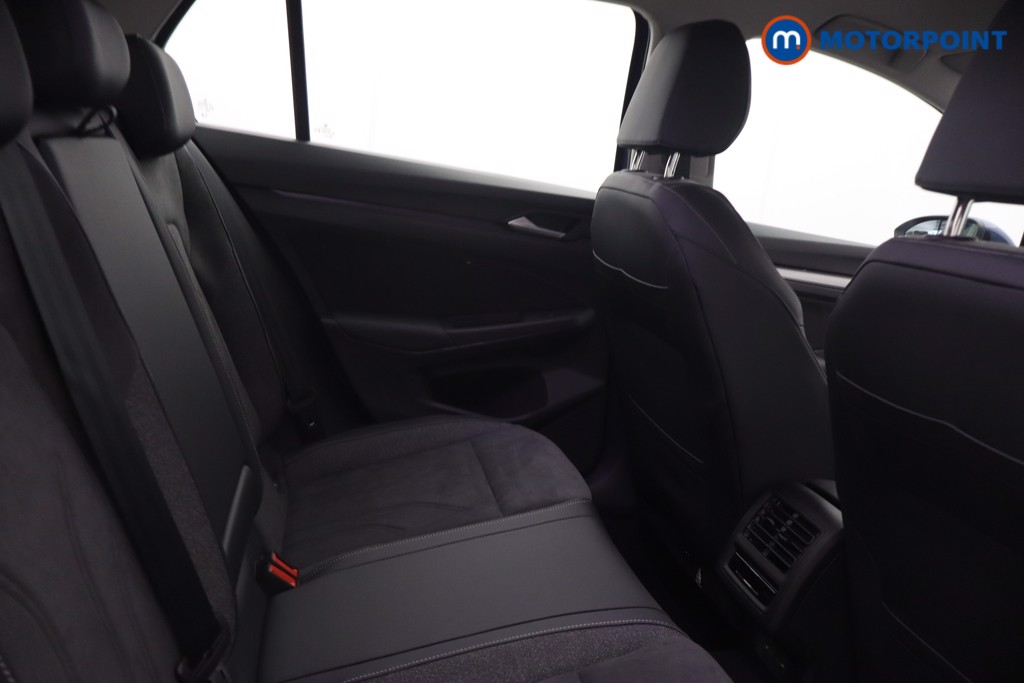Volkswagen Golf Style Automatic Petrol Hatchback - Stock Number (1649530) - 7th supplementary image