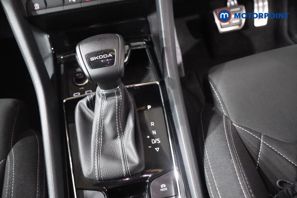 Skoda Karoq Sportline Edition Automatic Petrol SUV - Stock Number (1649949) - 4th supplementary image