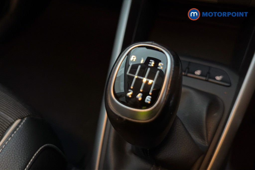 KIA Stonic Gt-Line S Manual Petrol SUV - Stock Number (1650257) - 15th supplementary image