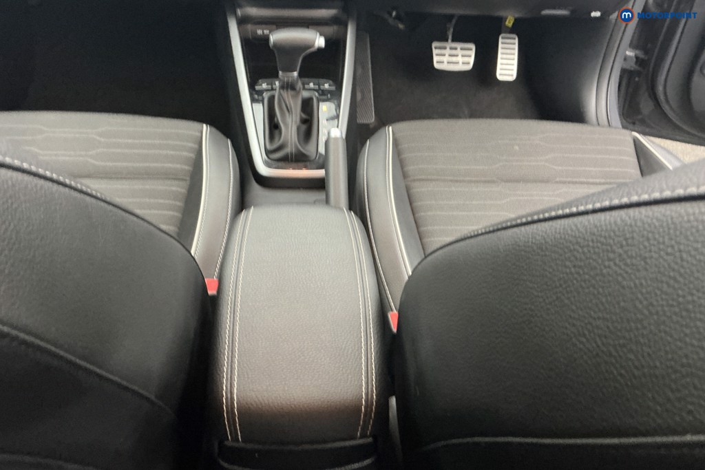 KIA Stonic Gt-Line S Automatic Petrol SUV - Stock Number (1650300) - 11th supplementary image