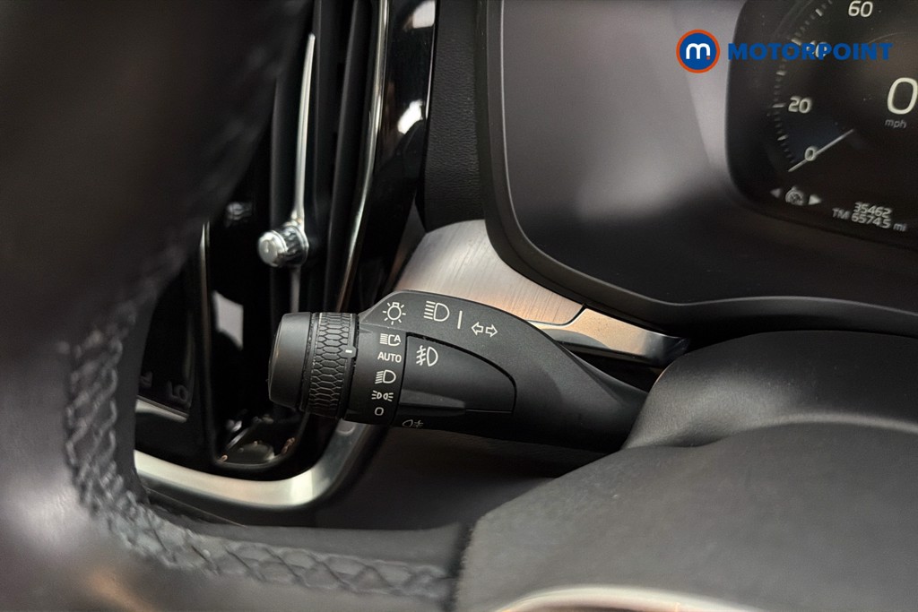 Volvo V60 Momentum Automatic Petrol Estate - Stock Number (1650593) - 6th supplementary image