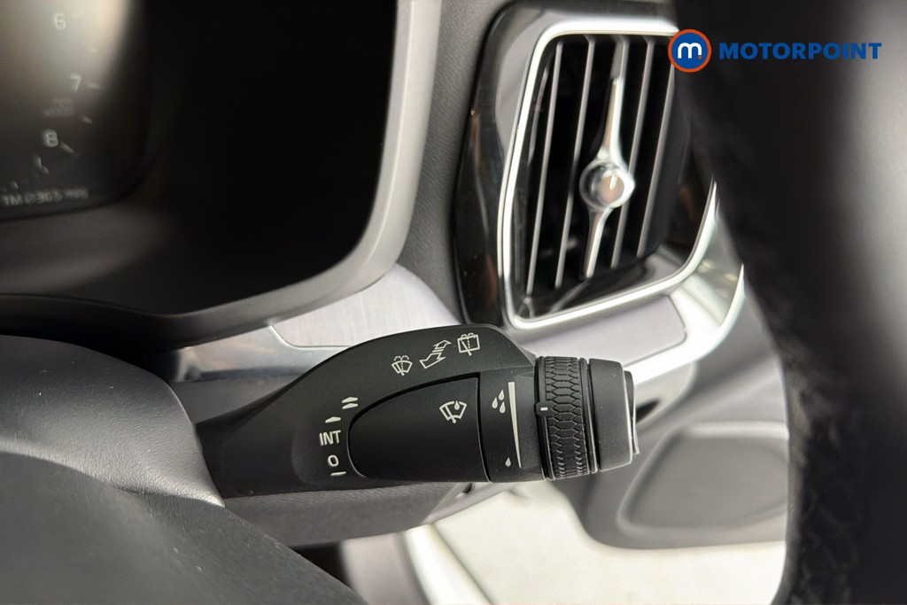 Volvo V60 Momentum Automatic Petrol Estate - Stock Number (1650593) - 7th supplementary image