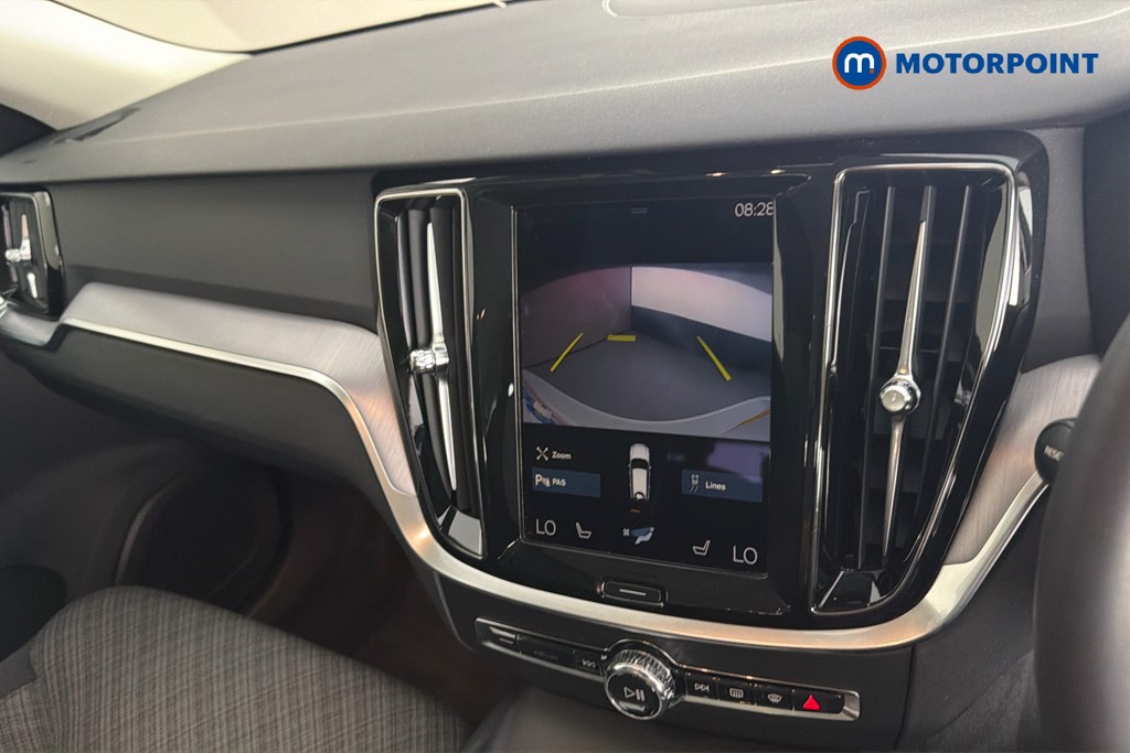 Volvo V60 Momentum Automatic Petrol Estate - Stock Number (1650593) - 13th supplementary image