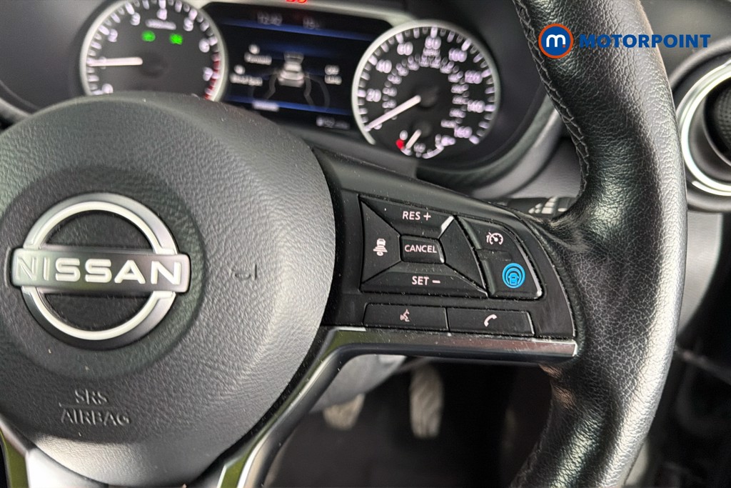 Nissan Juke Tekna Manual Petrol SUV - Stock Number (1651423) - 4th supplementary image