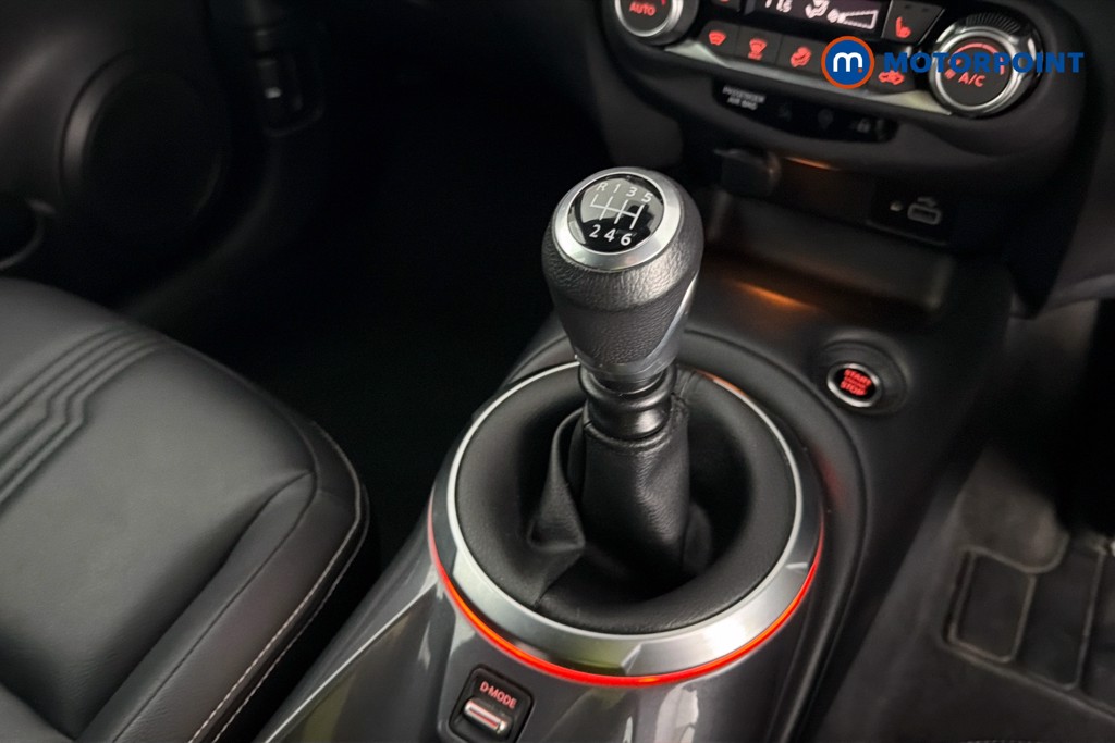 Nissan Juke Tekna Manual Petrol SUV - Stock Number (1651423) - 15th supplementary image